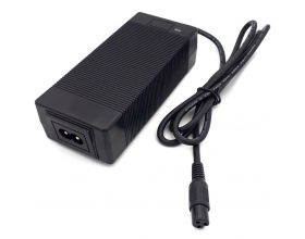 Адаптер питания для электросамокатов для Li-Ion батарей (16.80V 3.0A Balance) Адаптер питания для электросамокатов для Li-Ion батарей (16.80V 3.0A Balance)